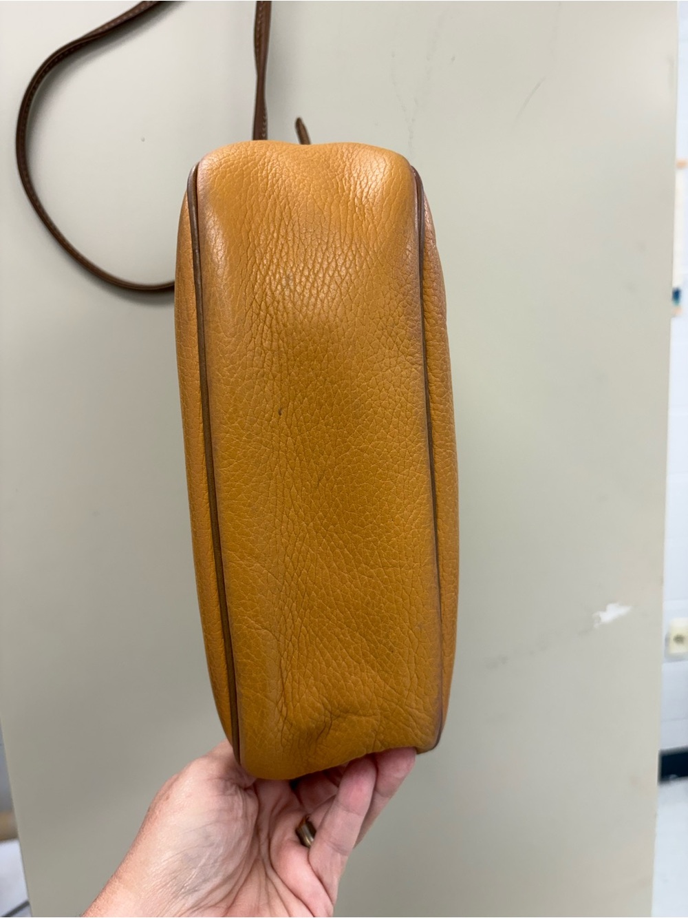 VTG LOEWE Anagram Embossed Grained Leather Crossbody Shoulder Bag Mustard Tan - Picture 4 of 16